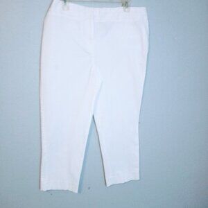WOMEN'S ANNE KLEIN ANKLE LENGTH HIGH RISE WHITE PANTS.  SIZE 8